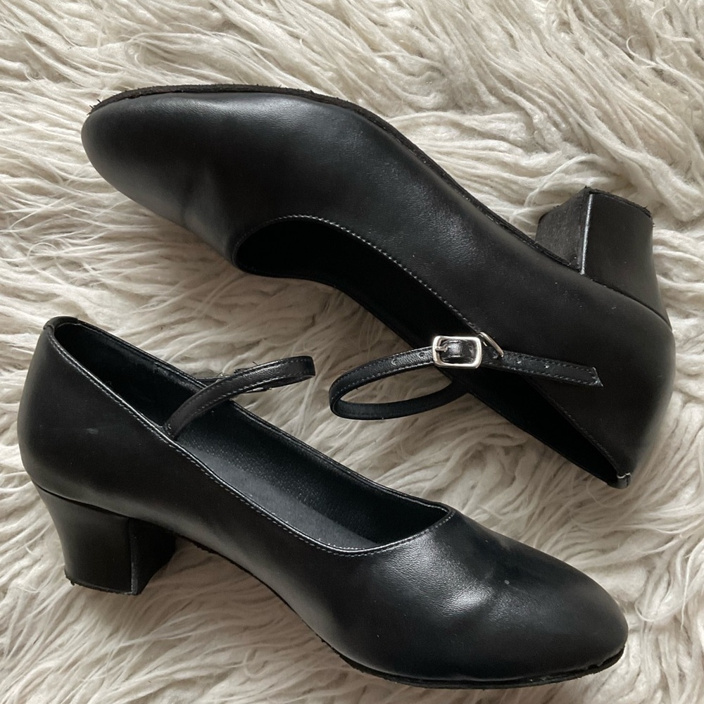 Very Fine Black Leather Ballroom Salsa Latin Dance Shoe High Heels EUC Size 8.5